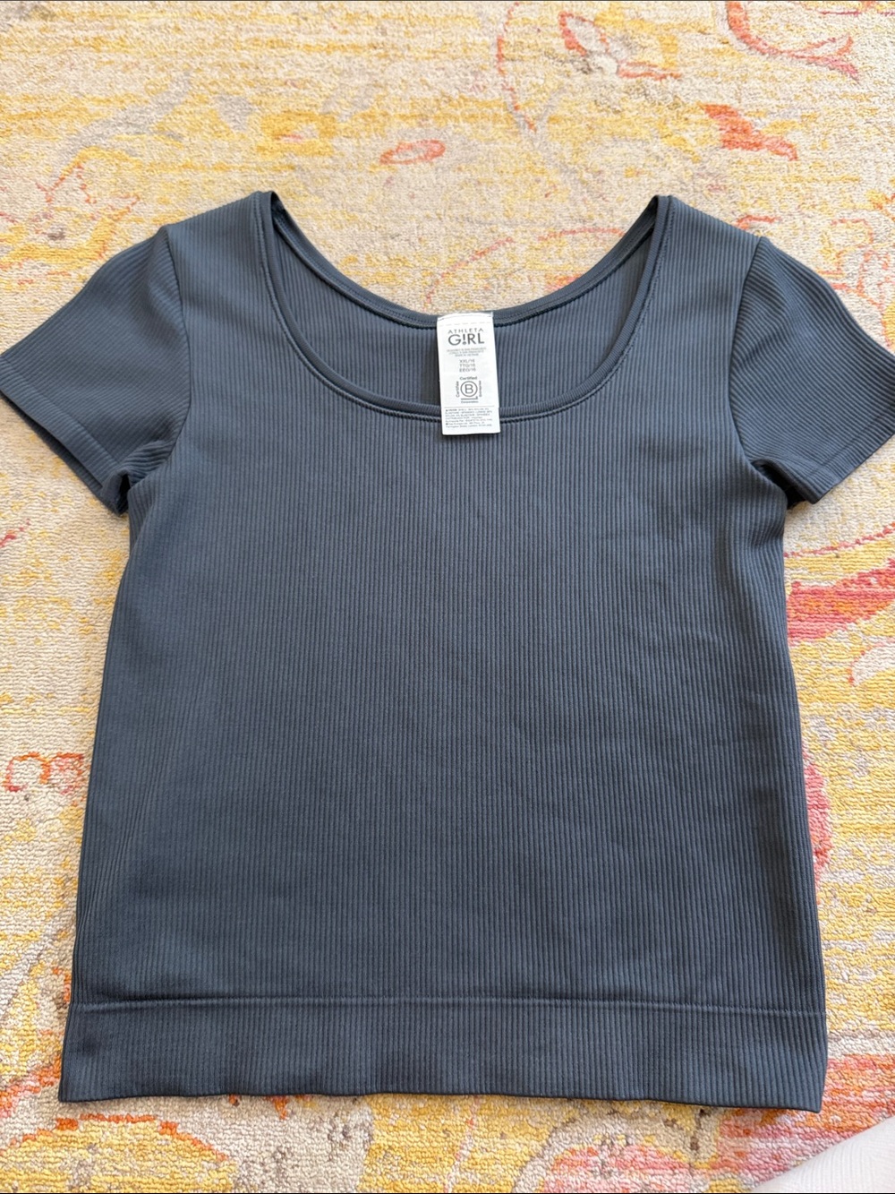 Athleta Girls Short Sleeve Ribbed Tee in Charcoal Gray